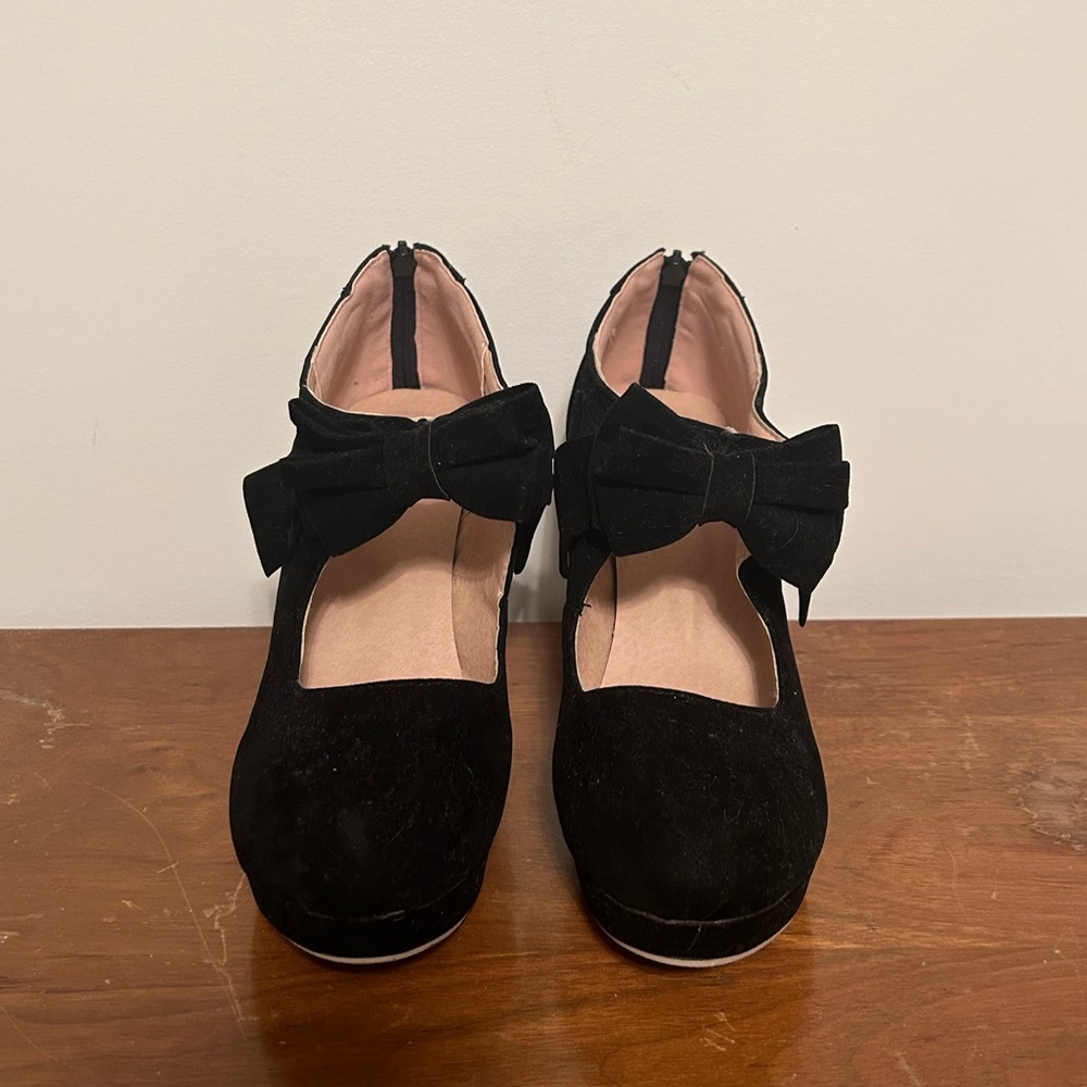 Black heels